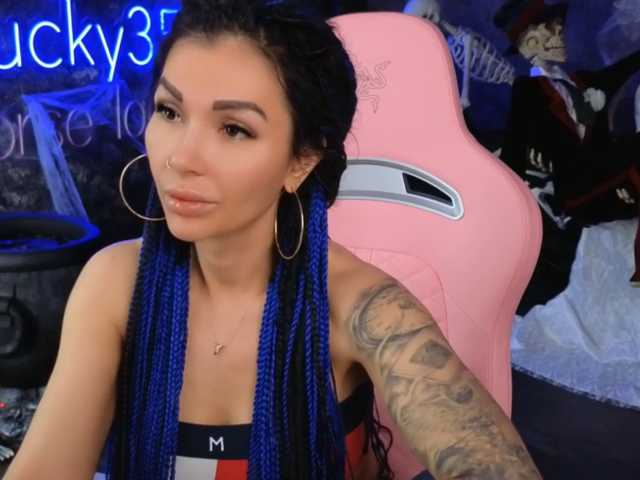 -BABAYAGA- live cam on BongaCams