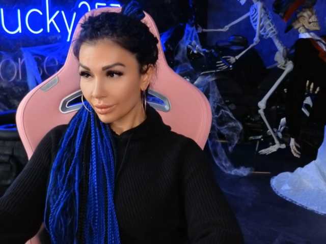 -BABAYAGA- live cam on BongaCams