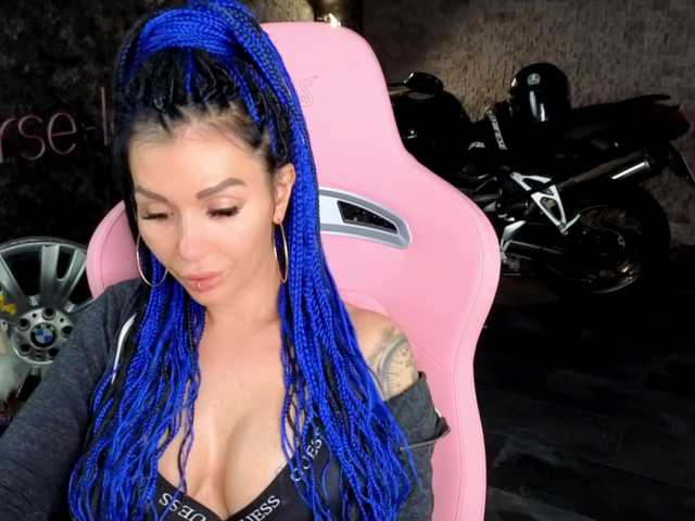 -BABAYAGA- live cam on BongaCams