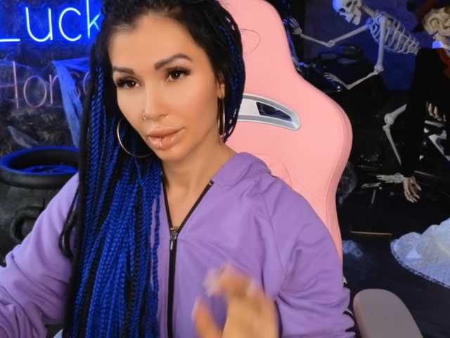 -BABAYAGA- live cam on BongaCams