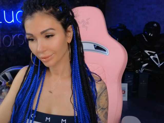 -BABAYAGA- live cam preview