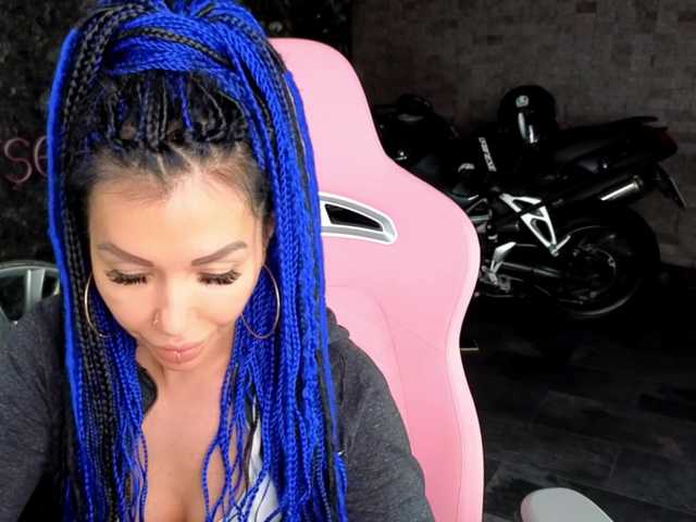 -BABAYAGA- live cam on BongaCams