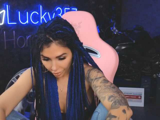 -BABAYAGA-, live now on BongaCams