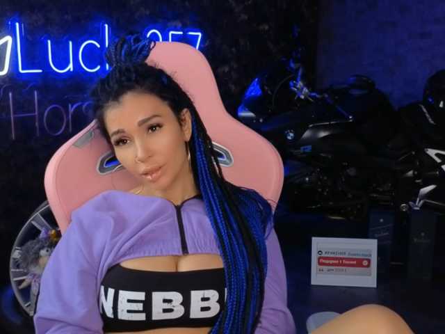 -BABAYAGA- live cam preview