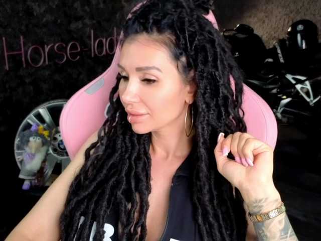 -BABAYAGA- live cam on BongaCams