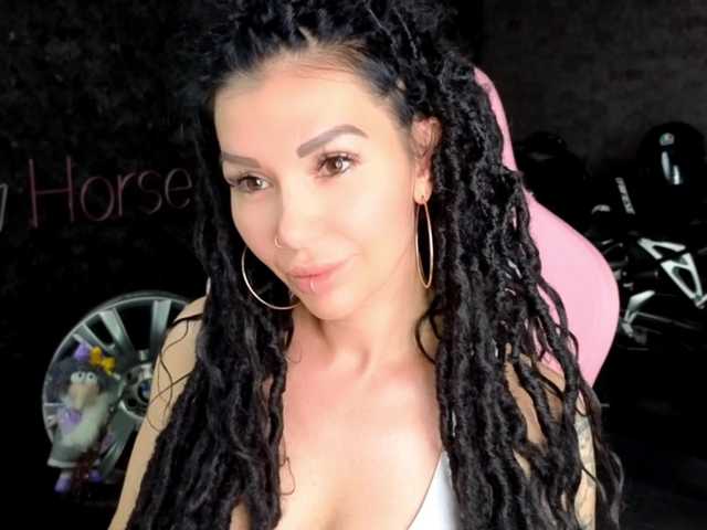 -BABAYAGA- live cam on BongaCams