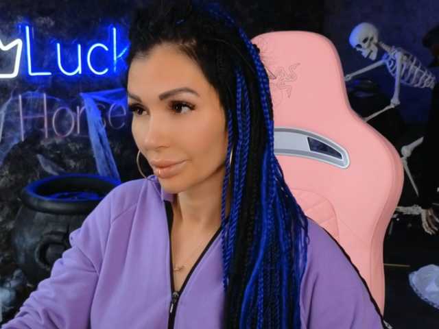 -BABAYAGA- live cam on BongaCams