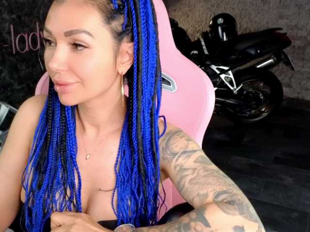 -BABAYAGA- live cam on BongaCams