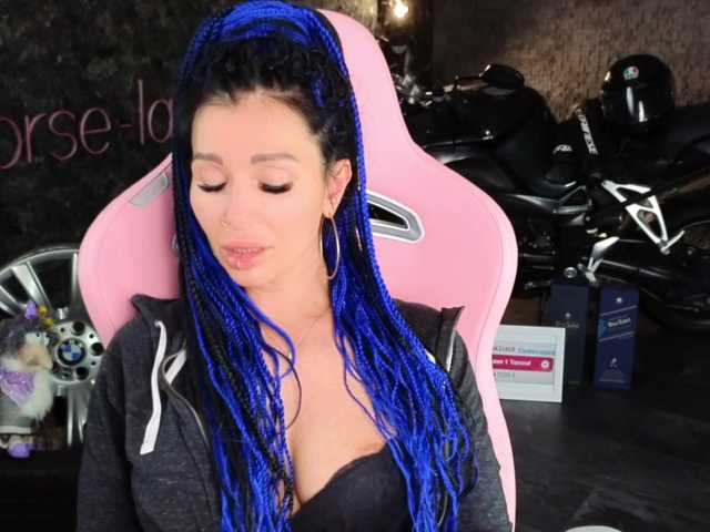 -BABAYAGA- — live female cam