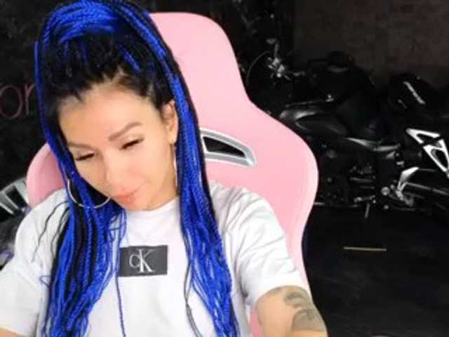 -BABAYAGA- live cam on BongaCams