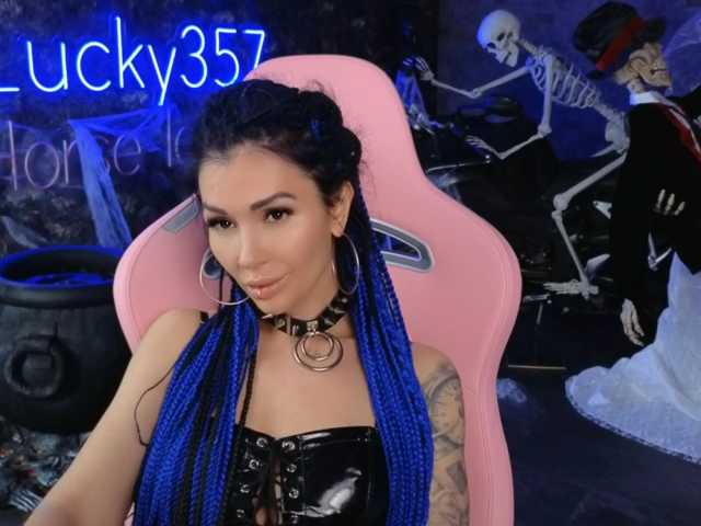 -BABAYAGA- live cam on BongaCams