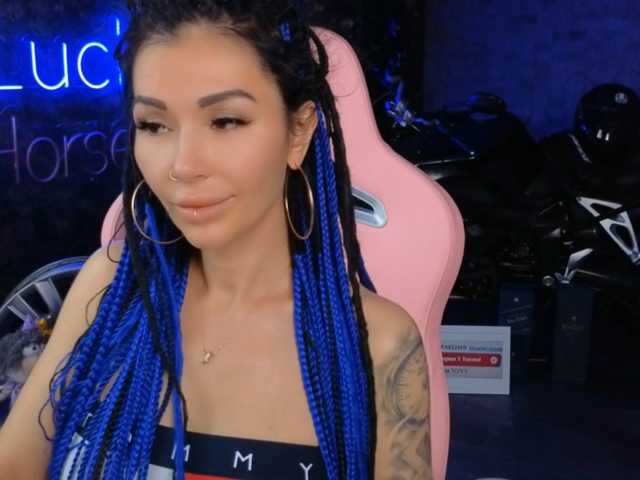 -BABAYAGA- live cam preview