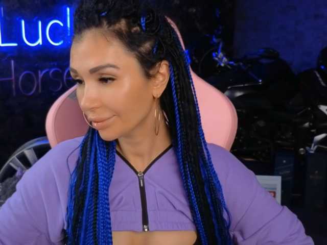 -BABAYAGA- live cam preview