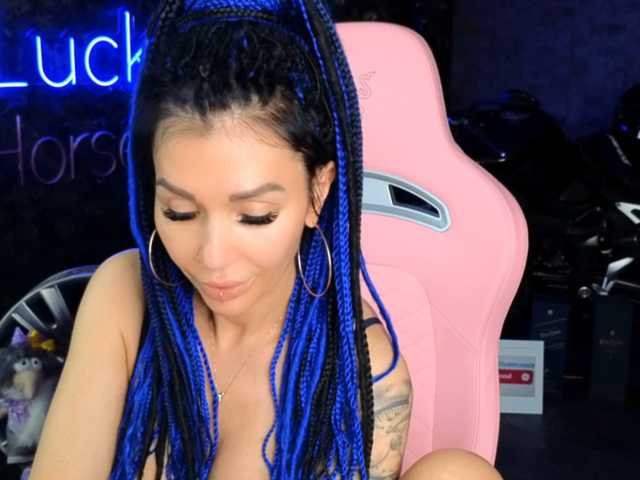 -BABAYAGA- live cam on BongaCams