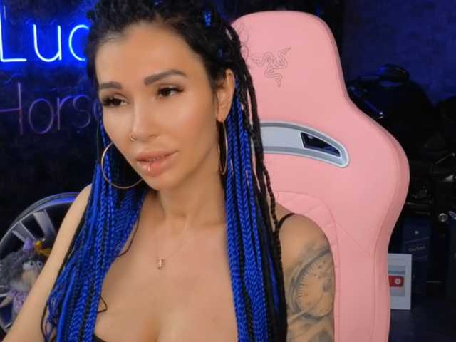 -BABAYAGA- live cam preview