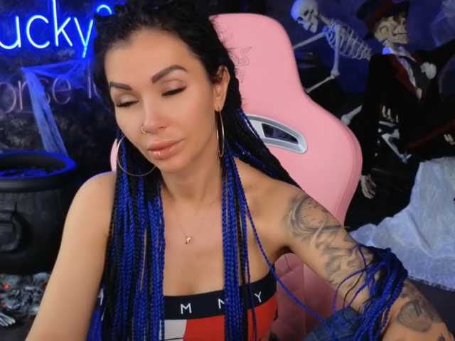 -BABAYAGA- live cam on BongaCams