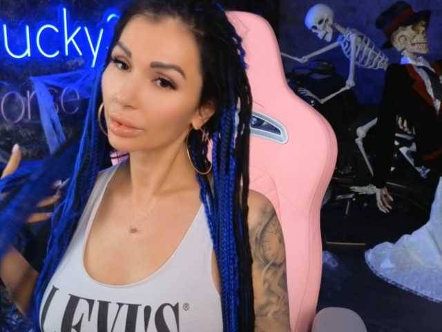 -BABAYAGA- live cam on BongaCams