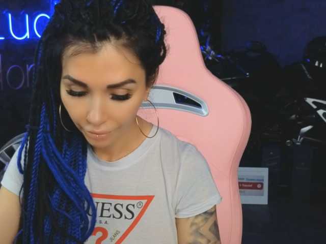 -BABAYAGA- live cam on BongaCams