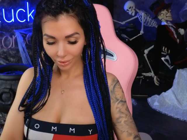 -BABAYAGA- live cam on BongaCams