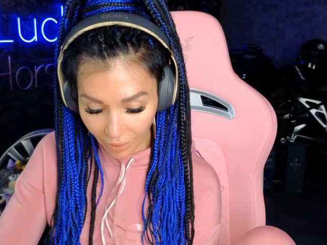 -BABAYAGA- live cam on BongaCams