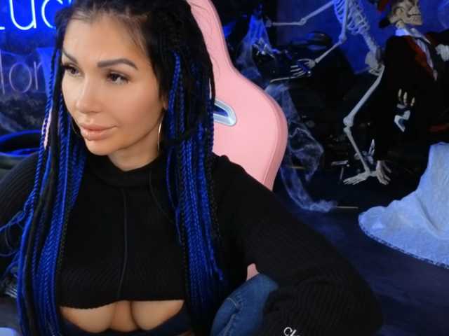 -BABAYAGA- live cam on BongaCams