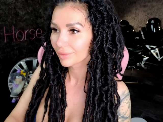 -BABAYAGA- live cam on BongaCams