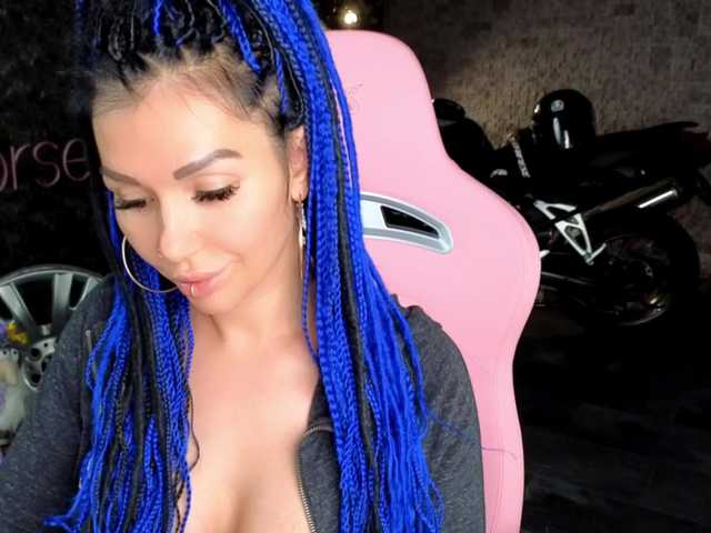 -BABAYAGA- live cam on BongaCams