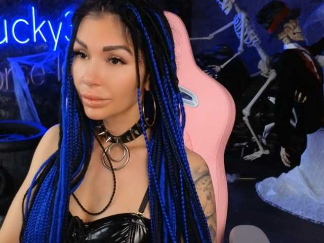 -BABAYAGA- live cam on BongaCams