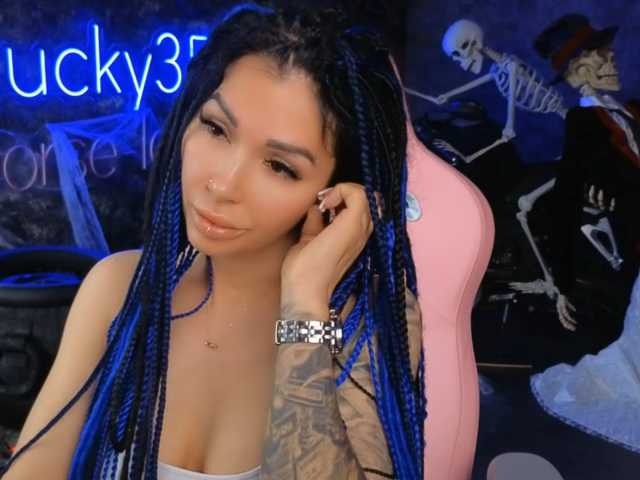 -BABAYAGA- live cam on BongaCams