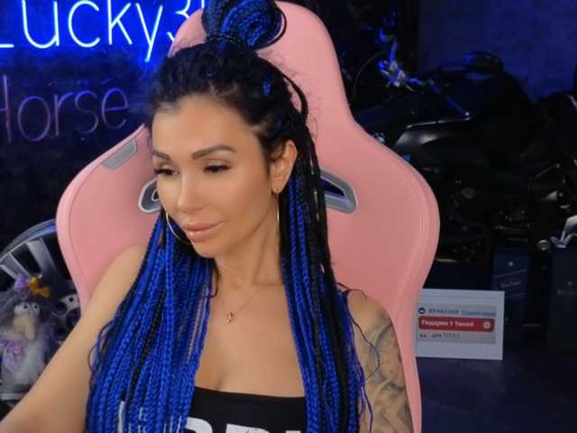 -BABAYAGA- live cam on BongaCams