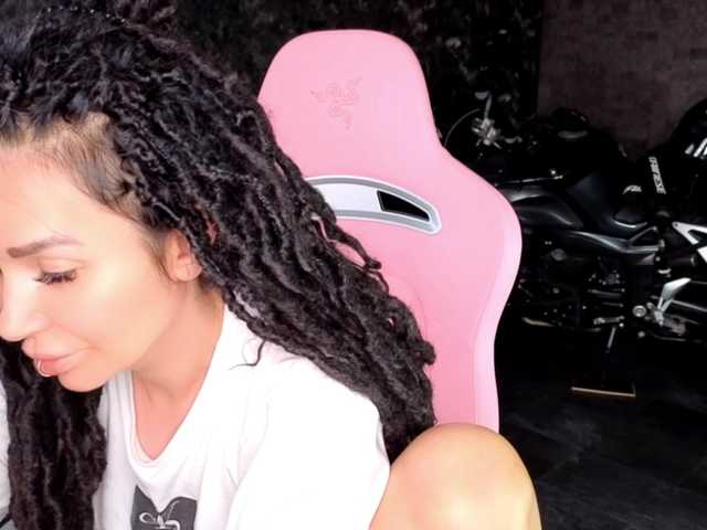 -BABAYAGA- live cam on BongaCams