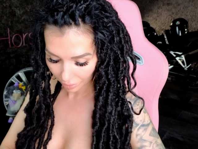 -BABAYAGA- live cam on BongaCams