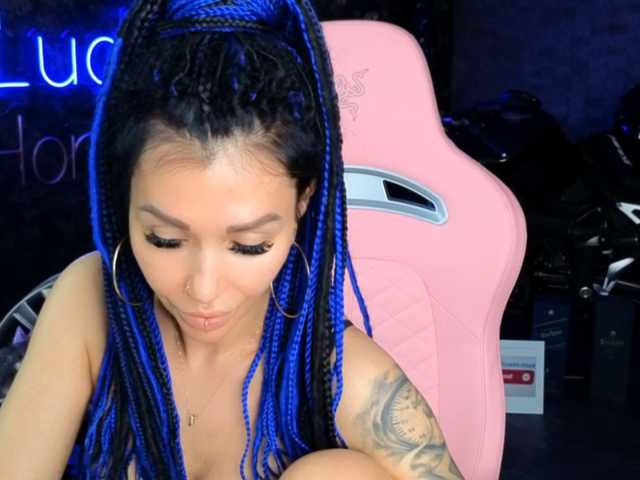 -BABAYAGA- live cam on BongaCams