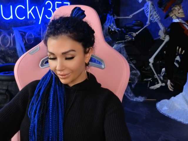 -BABAYAGA- live cam on BongaCams