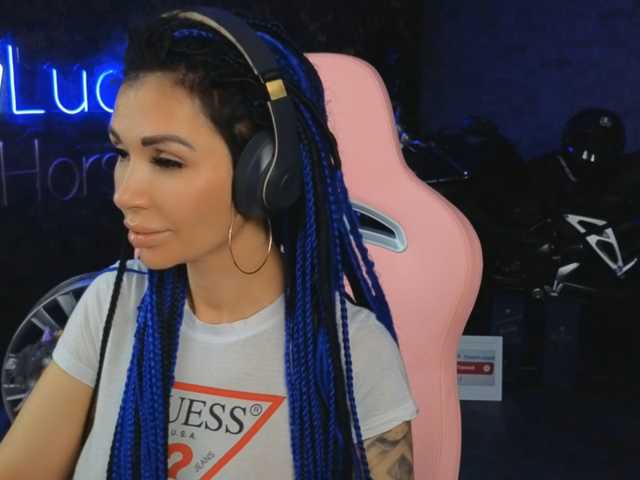 -BABAYAGA- live cam on BongaCams