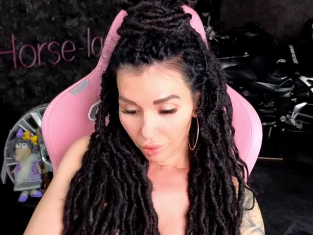 -BABAYAGA- live cam on BongaCams