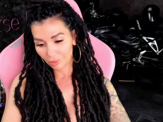 -BABAYAGA- live cam on BongaCams