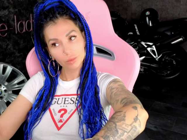 -BABAYAGA- live cam on BongaCams