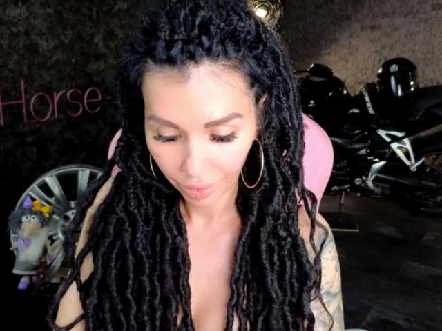 -BABAYAGA- live cam on BongaCams