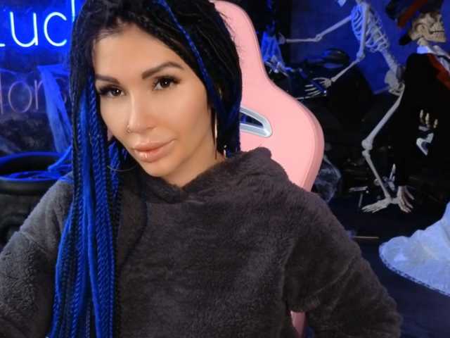 -BABAYAGA- live cam on BongaCams