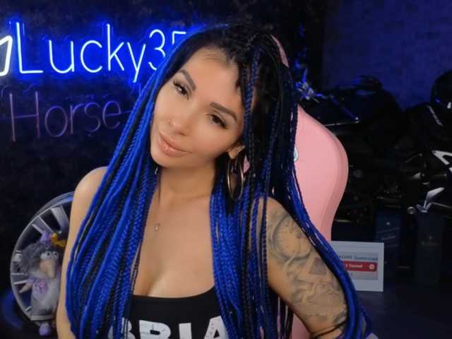 -BABAYAGA- live cam preview