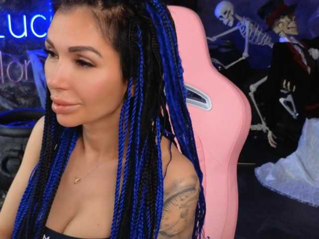 -BABAYAGA- live cam on BongaCams