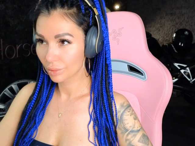 -BABAYAGA- live cam on BongaCams