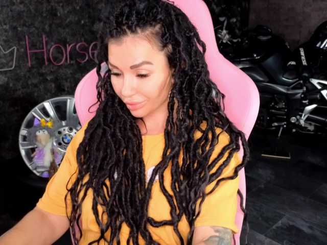 -BABAYAGA- live cam on BongaCams