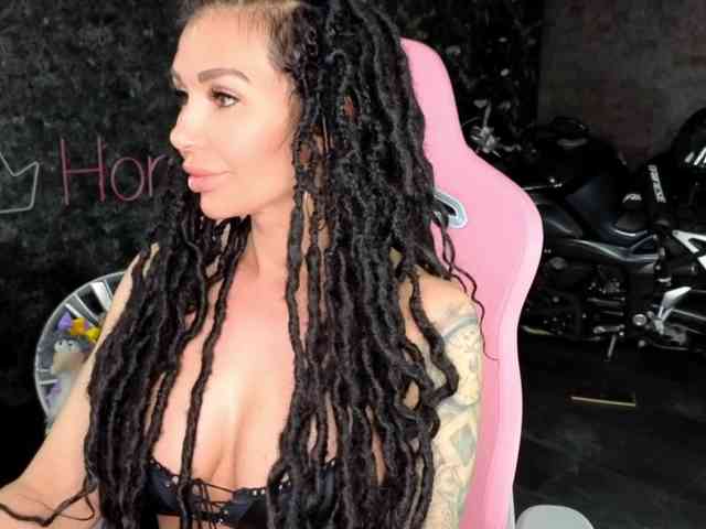 -BABAYAGA- Sex Cam Show