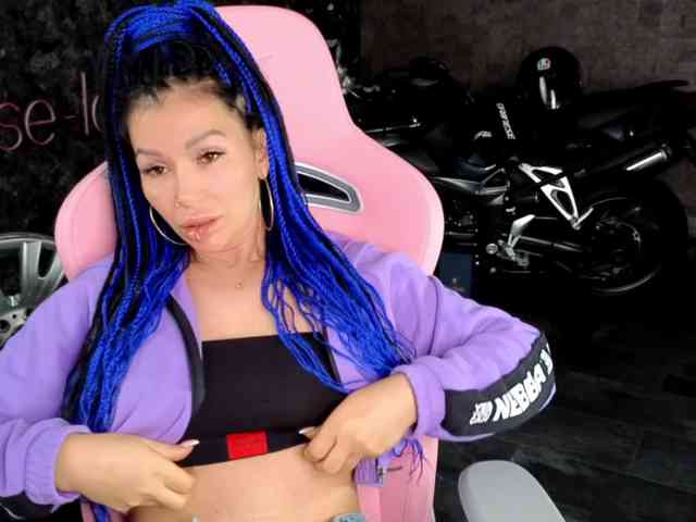 Model: -BABAYAGA-
