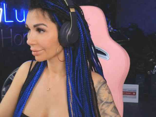 -BABAYAGA- webcam