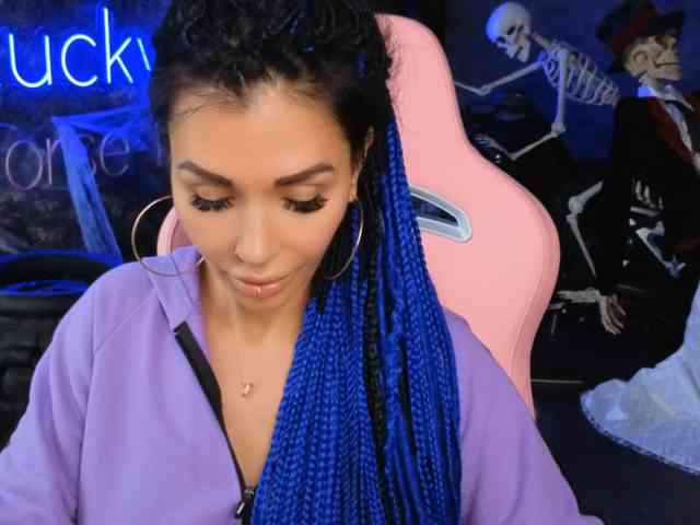 -BABAYAGA- webcam