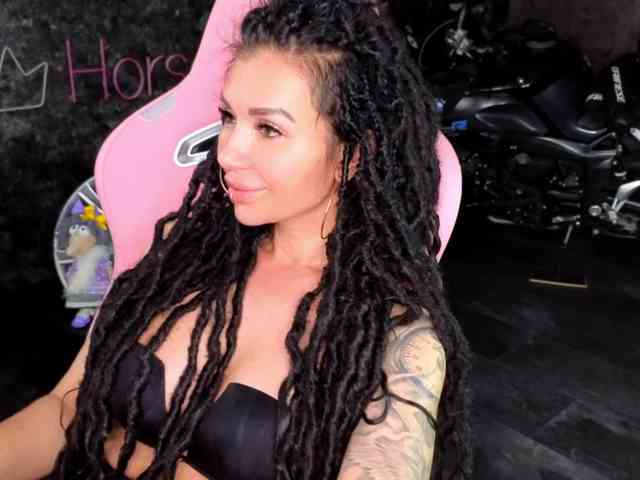 -BABAYAGA- Sex Cam Show