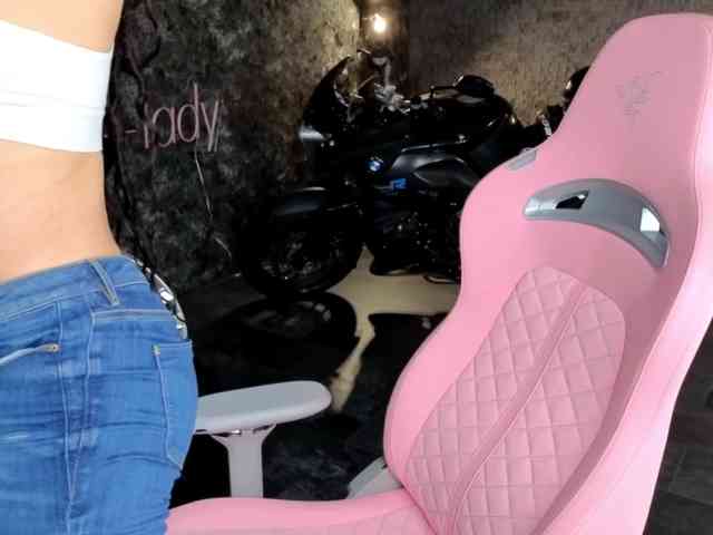 -BABAYAGA- Sex Cam Show